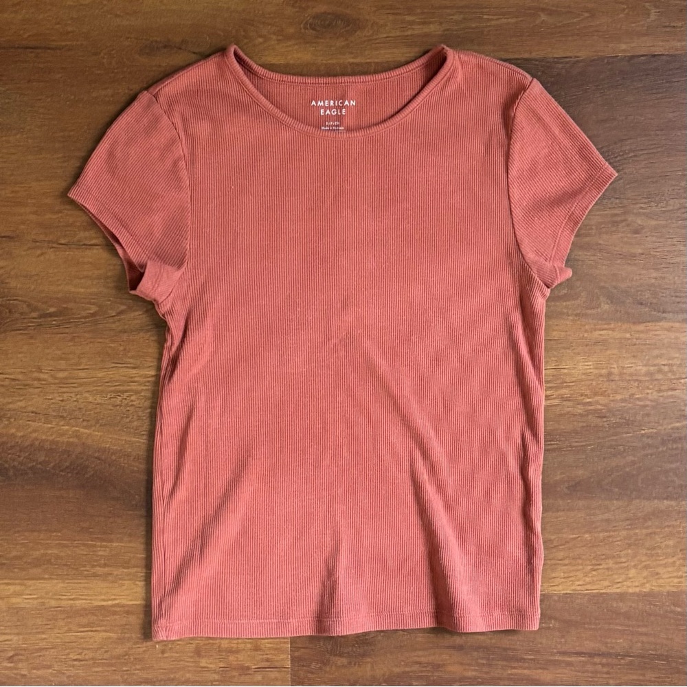 American Eagle Outfitters Short Sleeve Tee - S